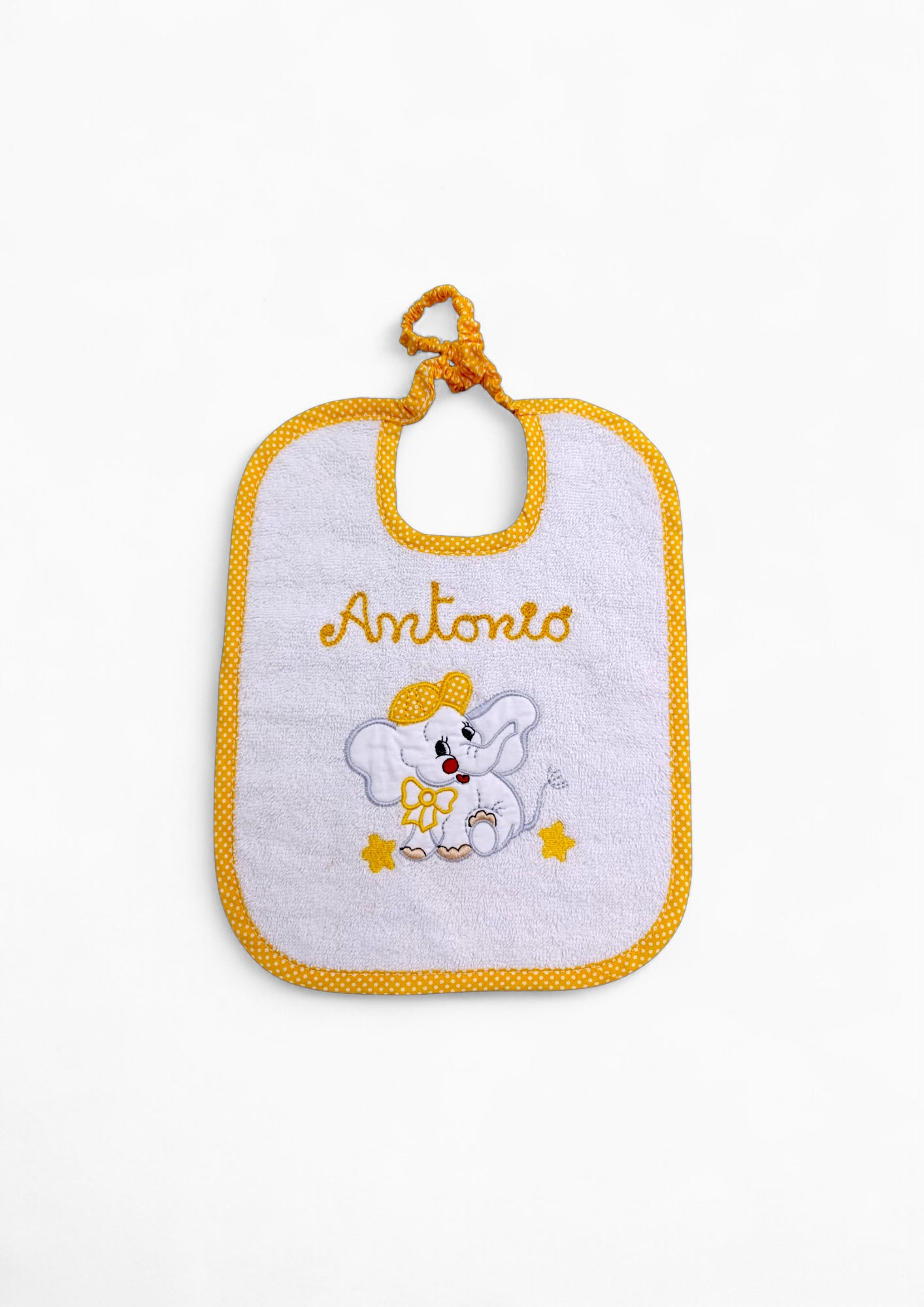 Bavaglino in cotone personalizzabile con nome e ricamo. Con un comodo elastico ideale per il tuo bambino. 