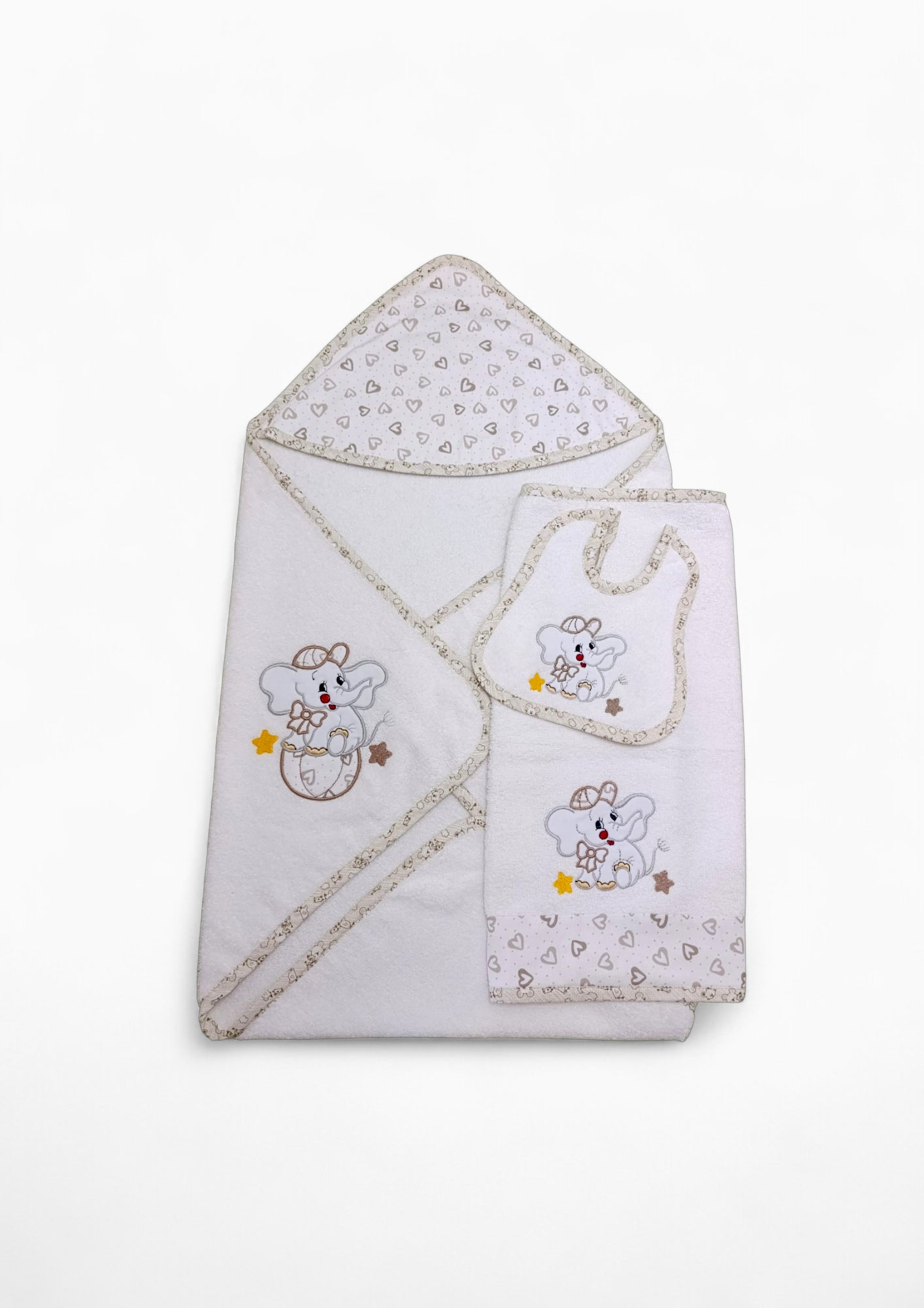 Tris nascita in 100% cotone, set regalo con accappatoio, asciugamano e bavaglino coordinati, con ricamo. Ideale per il corredo del neonato.
